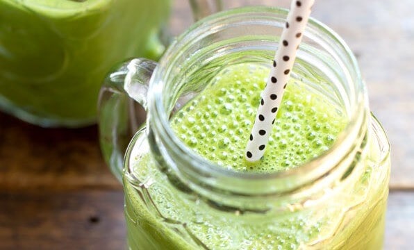 Four Ingredient Green Smoothie 