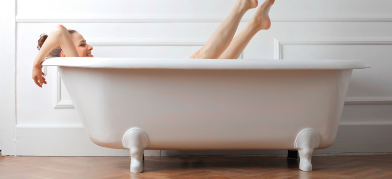 在浴缸里洗澡10分钟如何改变你的心态（更多！）|苦荞之家