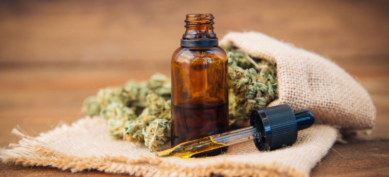 什么是大麻油？它与CBD石油相比如何|苦荞之家