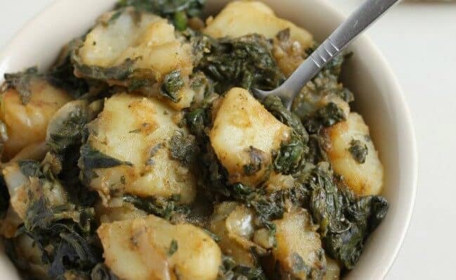 Easy-slow-cooker-saag-aloo