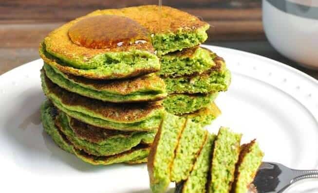 Green Smoothie Pancakes