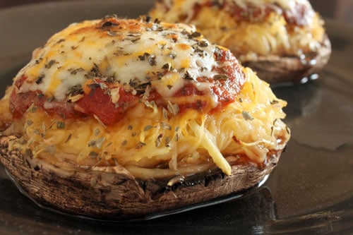 Spaghetti Squash and Portobello Mushrooms Pizza