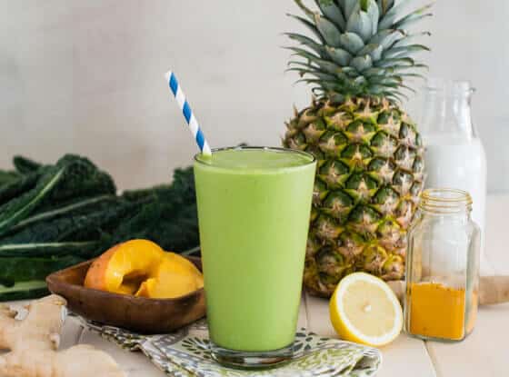 Tropical Turmeric Cleanser Green Smoothie