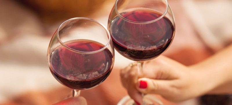 葡萄酒如何对抗蛀牙|苦荞之家