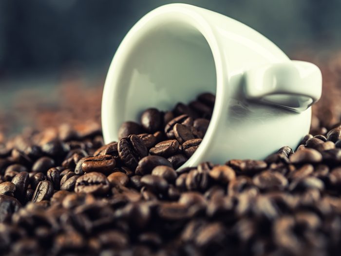 咖啡因：用途、副作用和推荐量|苦荞之家